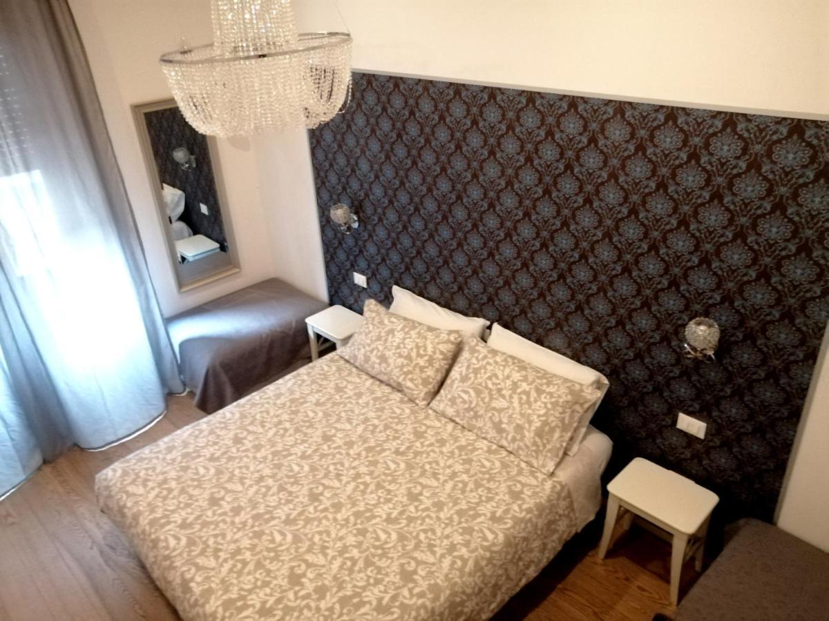 Dante Rooms And Apartment Trento Esterno foto
