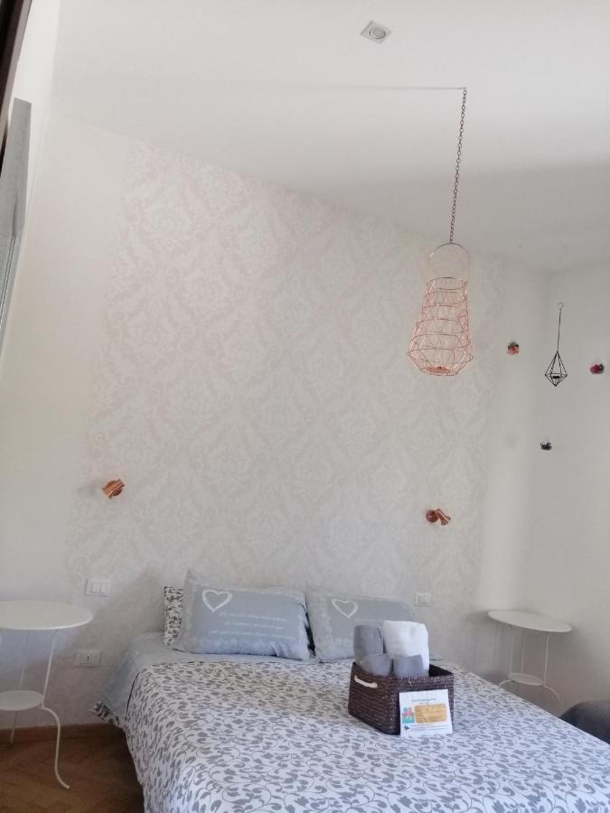 Dante Rooms And Apartment Trento Esterno foto
