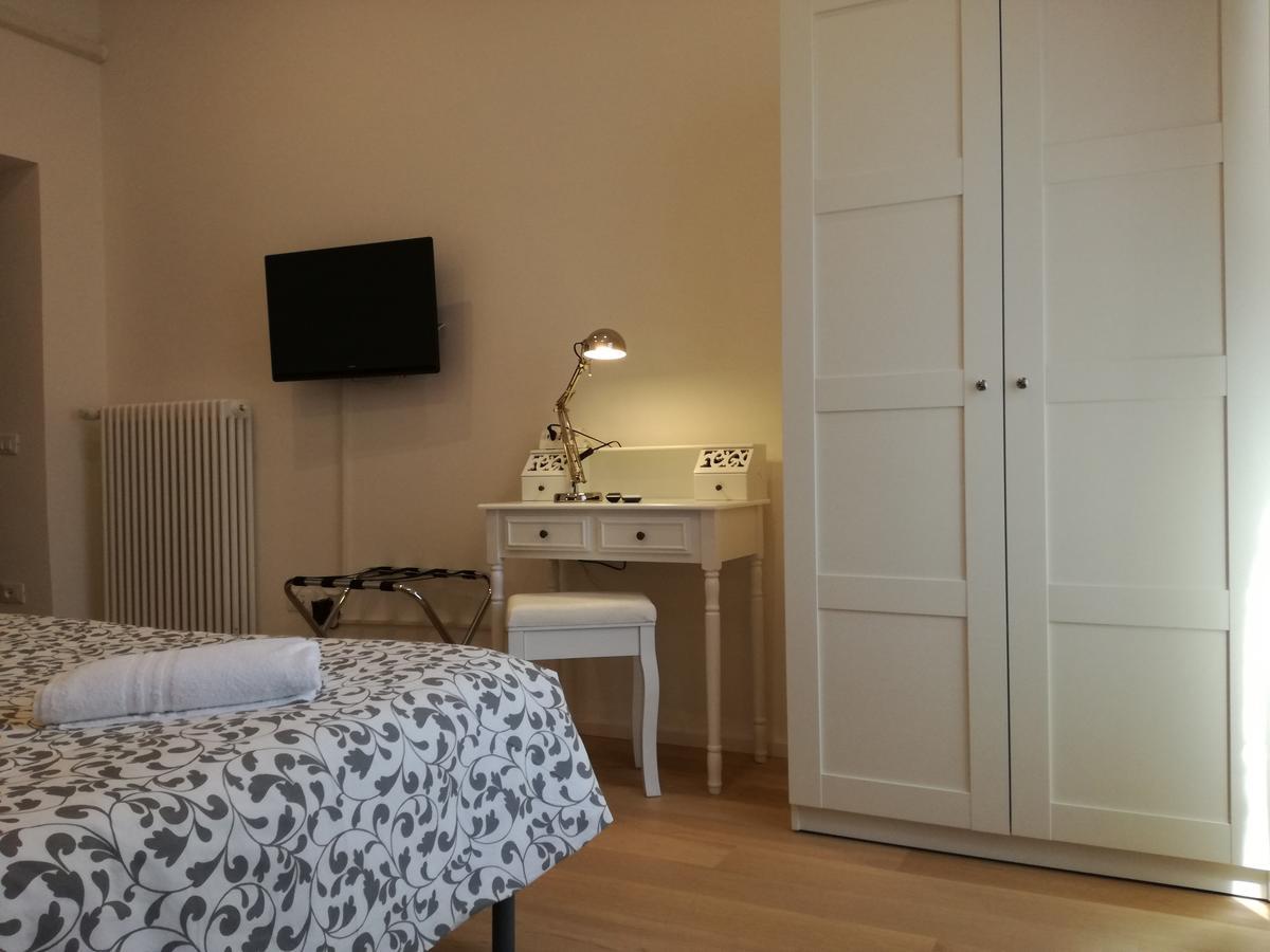 Dante Rooms And Apartment Trento Esterno foto