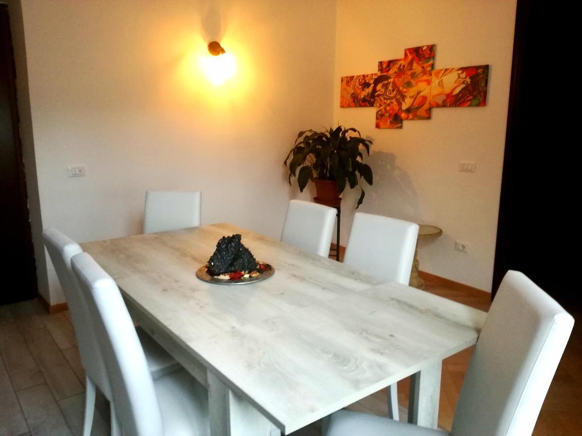 Dante Rooms And Apartment Trento Esterno foto